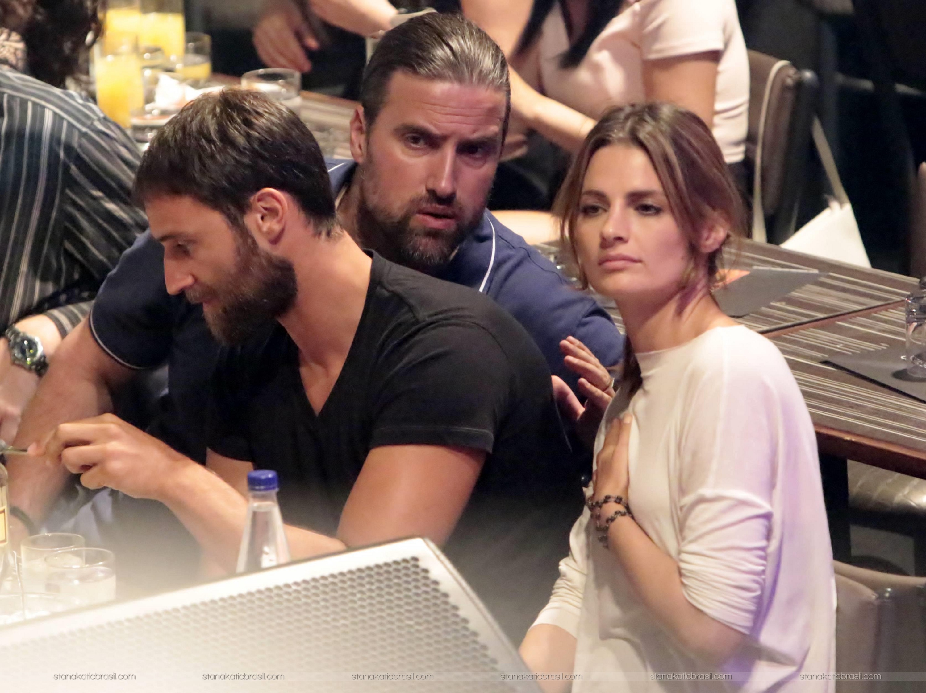 Stana katic married or single